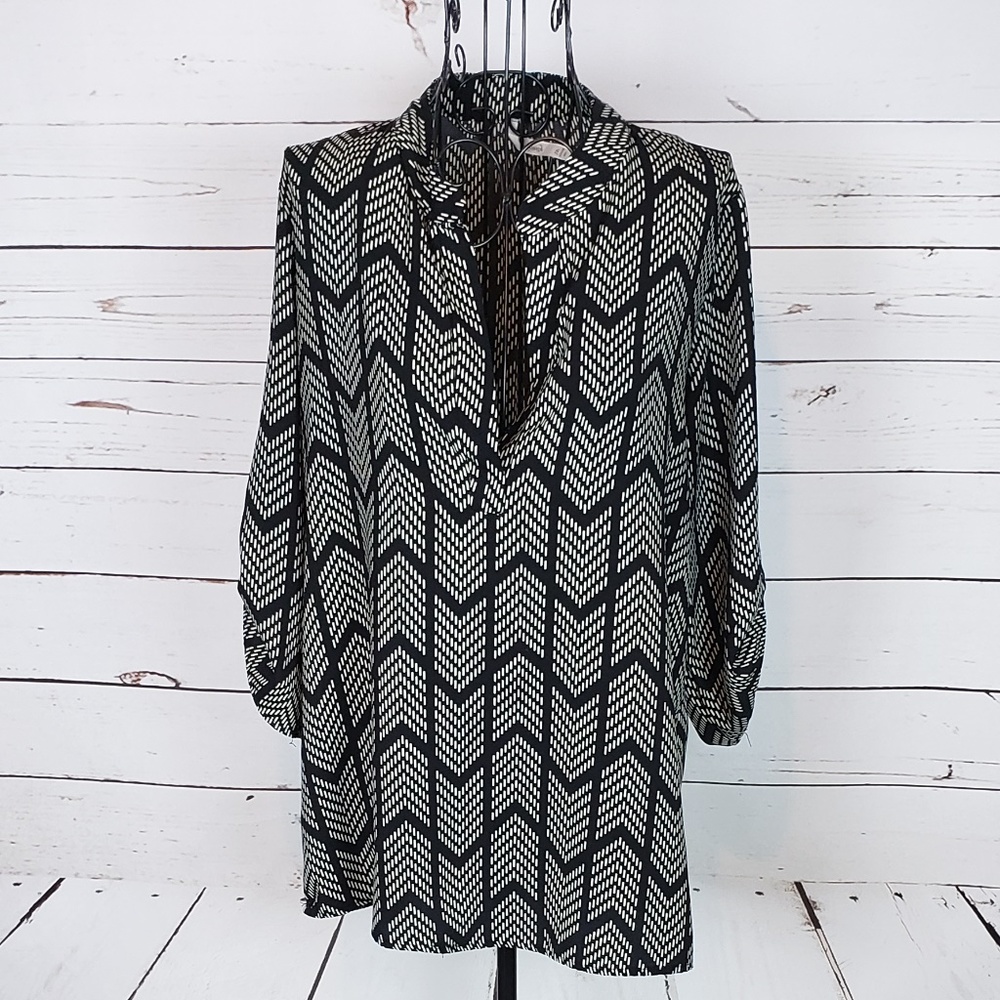Trinity Split Neck Chevron Tunic